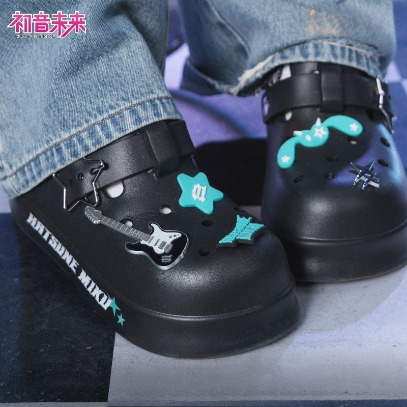 Japan Summer Festival Clothing - صنادل هاتسون ميكو روك فيوتشر الصيفية
